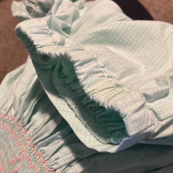 Carriage Boutiques vintage baby girl one piece - 3 mos embroidered detail - Picture 7 of 7